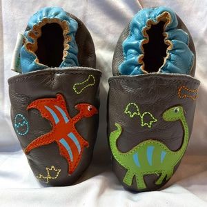 MOMO baby Leather Baby Shoes Soft Sole Slip On Dinosaurs Orange/Green/Brown USED